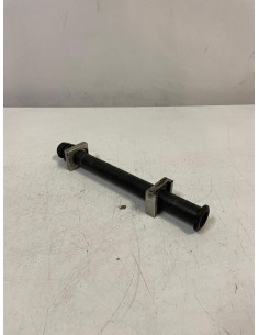 Axe de roue arrière YAMAHA R6 1999  -  2002 2