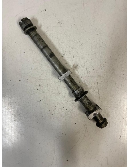 Axe de roue arrière KAWASAKI ZXR 750 R 1991  -  1992