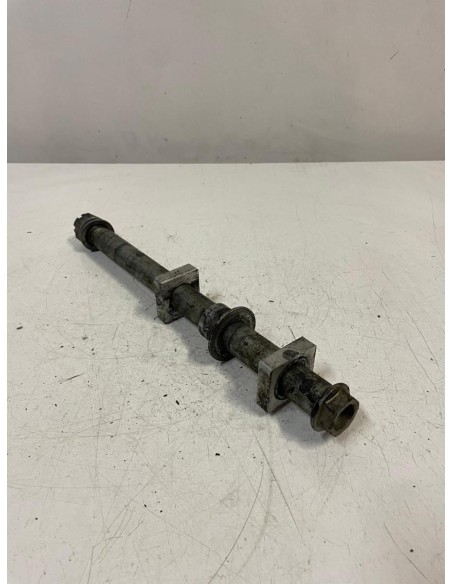 Axe de roue arrière KAWASAKI ZXR 750 R 1991  -  1992