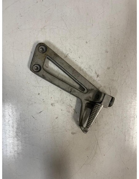Platine repose pied passager arrière droite YAMAHA TDR 125 1993 - 2003