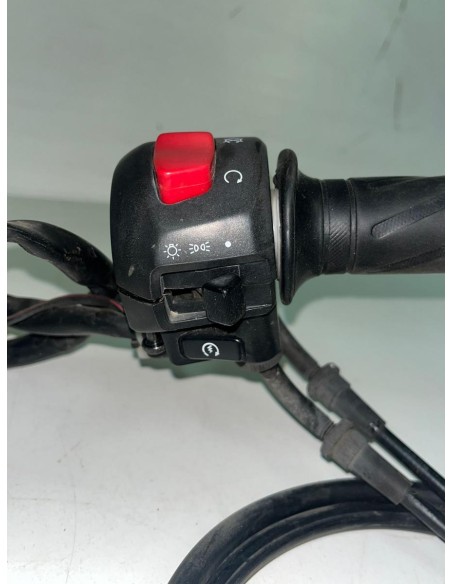 Commodo droit + poignée et câble d'accélérateur SUZUKI BANDIT 1200 2001 - 2005