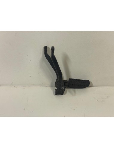 Platine repose pied passager arrière droite HONDA CB 125 F 2009 - 2014