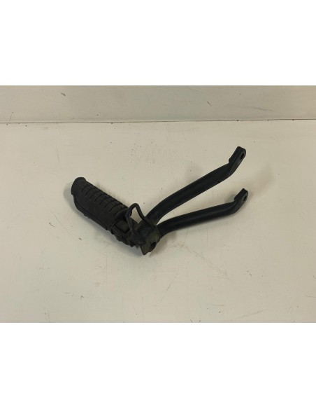 Platine repose pied passager arrière gauche HONDA CB 125 F 2009 - 2014