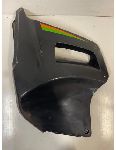 Flanc de carénage droit SUZUKI DR 800 1990  -  1997