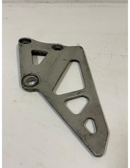 Platine gauche repose pied SUZUKI GSXR 1100 1989 - 1992