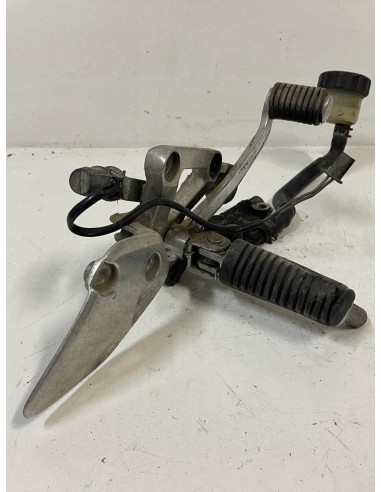 Platine droite repose pied YAMAHA FAZER 600 1998 - 2003