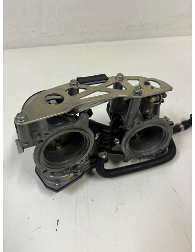 Rampe d'injection complète KTM SUPERDUKE 1290 2017  -  2019