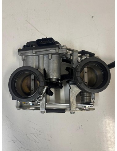 Rampe d'injection complète KTM SUPERDUKE 1290 2017  -  2019