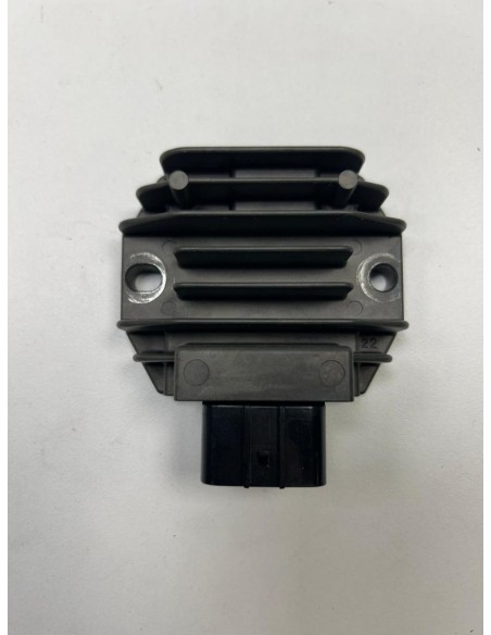 Régulateur de tension YAMAHA MT09 2021 - 2023