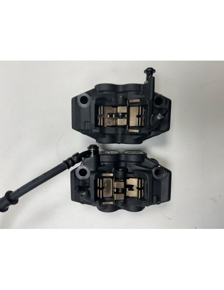 Étriers de frein avant YAMAHA MT09 2021 - 2023