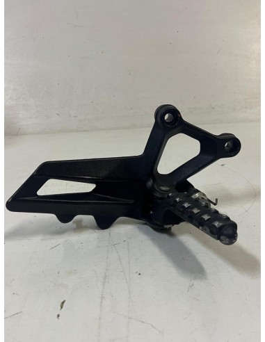 Platine avant droite repose pied KTM SUPERDUKE 1290 2017 - 2019