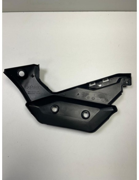Carénage latéral gauche sous écope NEUF YAMAHA XJ6 2009  -  2013