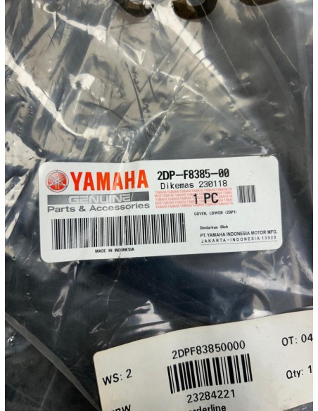 Bas de caisse sabot NEUF origine YAMAHA NMAX 125 2015  -  2020