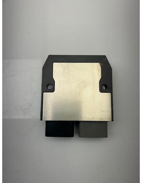 Régulateur de tension TRIUMPH STREET TRIPLE 765 RS 2017  -  2019