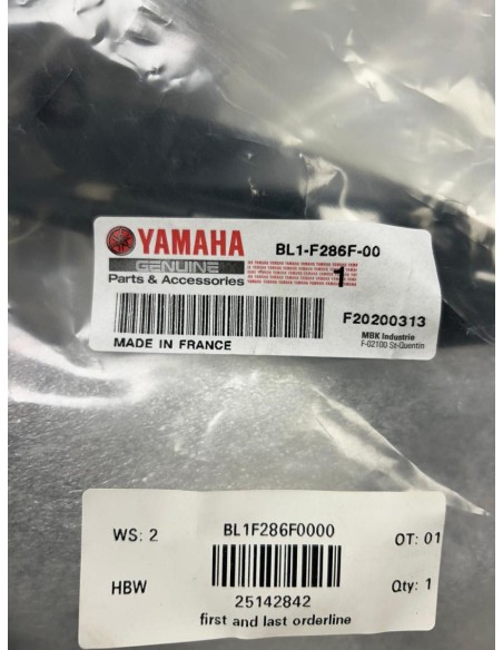 Cache de face avant neuf YAMAHA XMAX 125 2018  -  2021