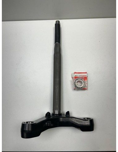Té de fourche inférieur NEUF YAMAHA XMAX 250 2014  -  2018