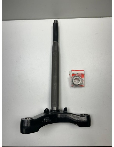 Té de fourche inférieur NEUF YAMAHA XMAX 250 2014  -  2018