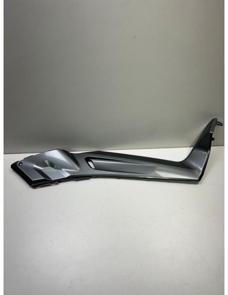 Cache carénage latéral droit YAMAHA XMAX 125 2006  -  2009