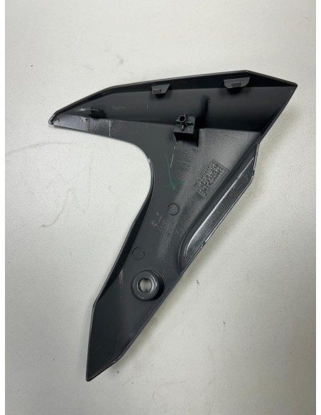 Garde boue avant côté droit YAMAHA MT07 2014 - 2017