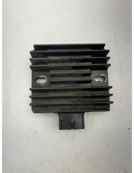 Régulateur de tension YAMAHA MT03 660 2006 - 2014