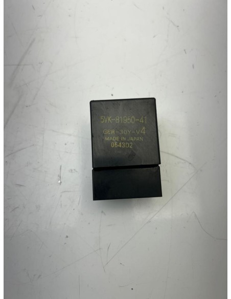 Relais de pompe à essence YAMAHA MT03 660 2006 - 2014