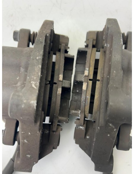 Étriers de frein avant YAMAHA MT03 2006 - 2014