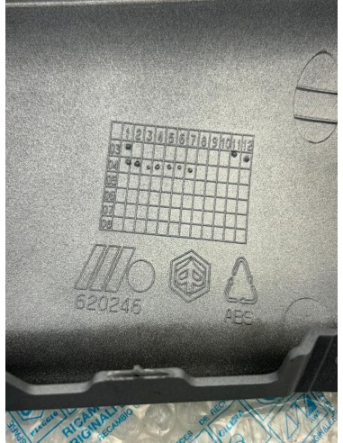 Flanc de carénage droit PIAGGIO X EVO 125 2007  -  2016