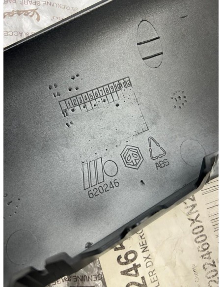 Cache carénage spoiler droit PIAGGIO X EVO 125 2007  -  2016