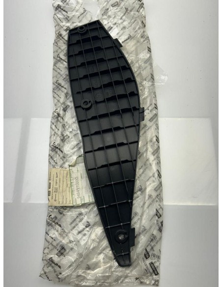 Plastique repose pied gauche GILERA RUNNER SP 50 2005  -  2007