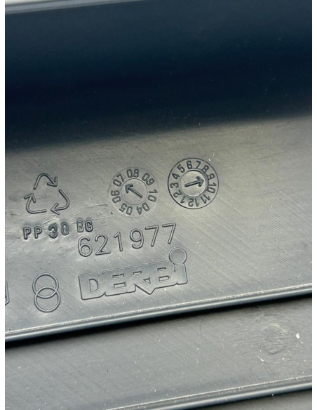 Bac support batterie  -  Couvre batterie PIAGGIO FLY 50 2006  -  2011