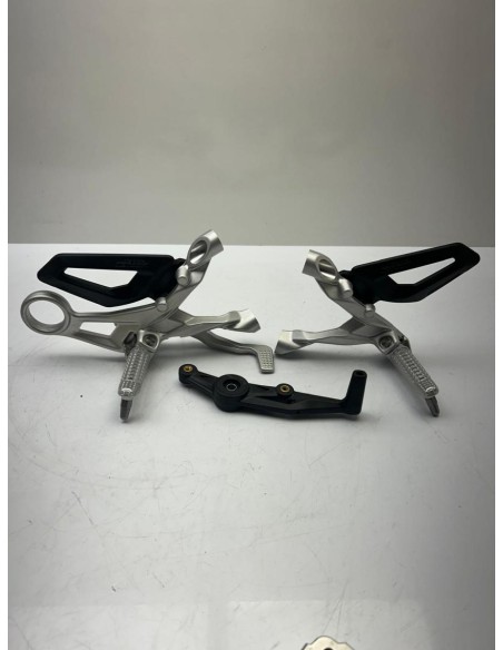 Platine avant droite et gauche d'origine BMW S1000RR 2020 - 2024