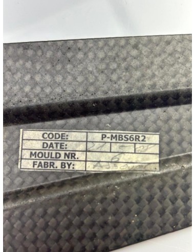 Patte support d'échappement carbone Akrapovic SUZUKI GSXR 600 2006 - 2007