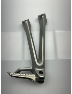 Platine repose pied passager arrière droite SUZUKI GSXR 600 2006 - 2007