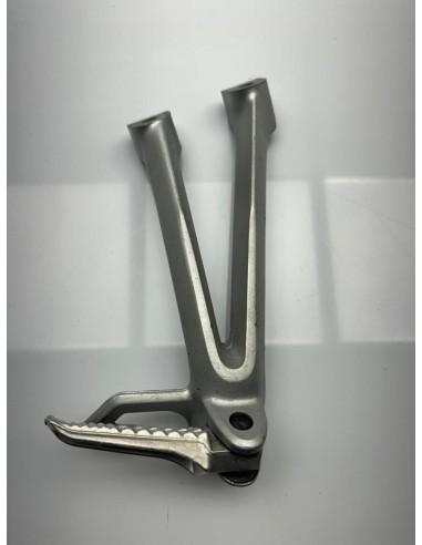 Platine repose pied passager arrière droite SUZUKI GSXR 600 2006 - 2007
