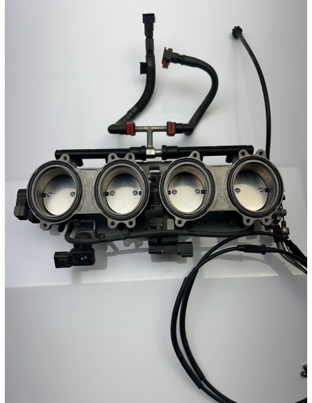 Rampe d'injection Kawasaki ZX10R 2008 - 2010