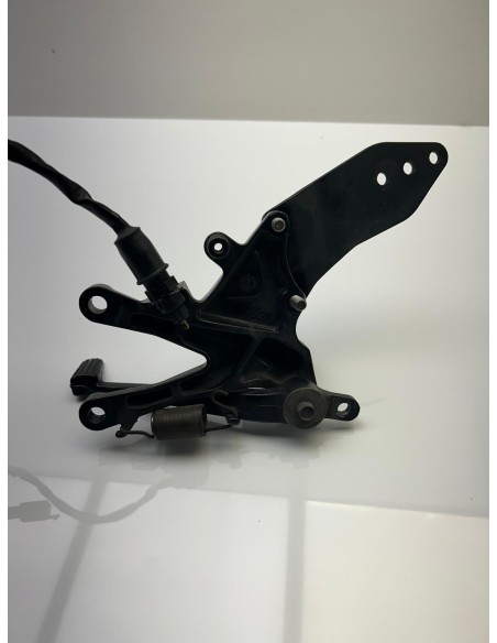 Platine avant droite avec pédale de frein Kawasaki ZX10R 2008 - 2010