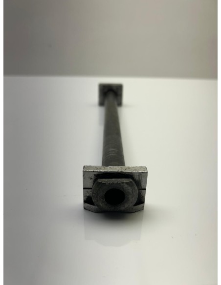 Axe de roue arrière Kawasaki ZX10R 2008 - 2010