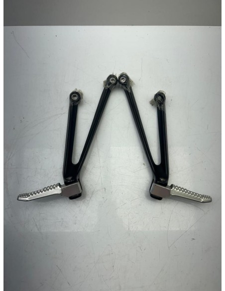 Platine repose pieds arrière gauche et droit origine BMW S1000RR 2010 - 2017