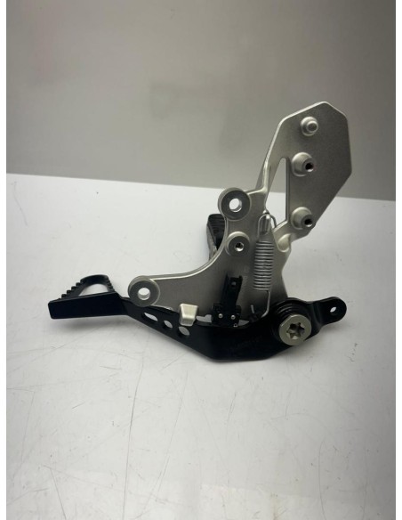 Platine droite avec pédale de frein BMW Nine T 2015 - 2019