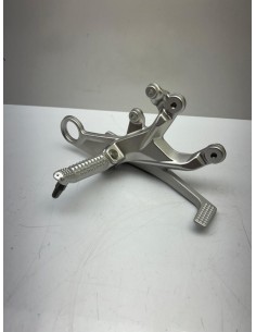 Platine avant droite avec pédale de frein BMW S1000RR 2015 - 2018