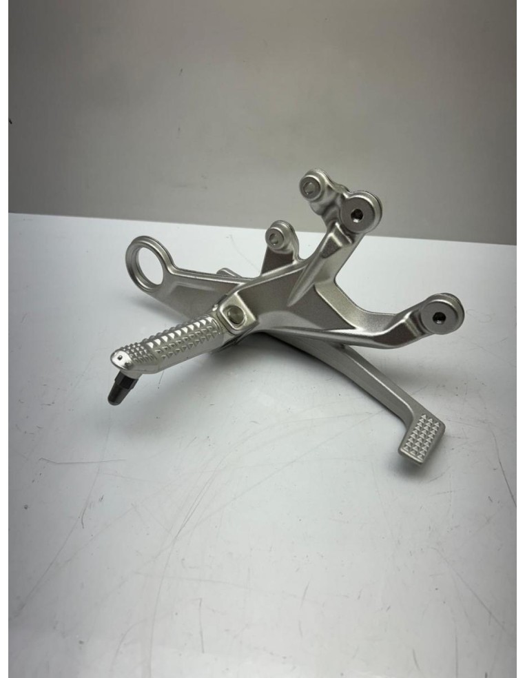 Platine avant droite avec pédale de frein BMW S1000RR 2015 - 2018
