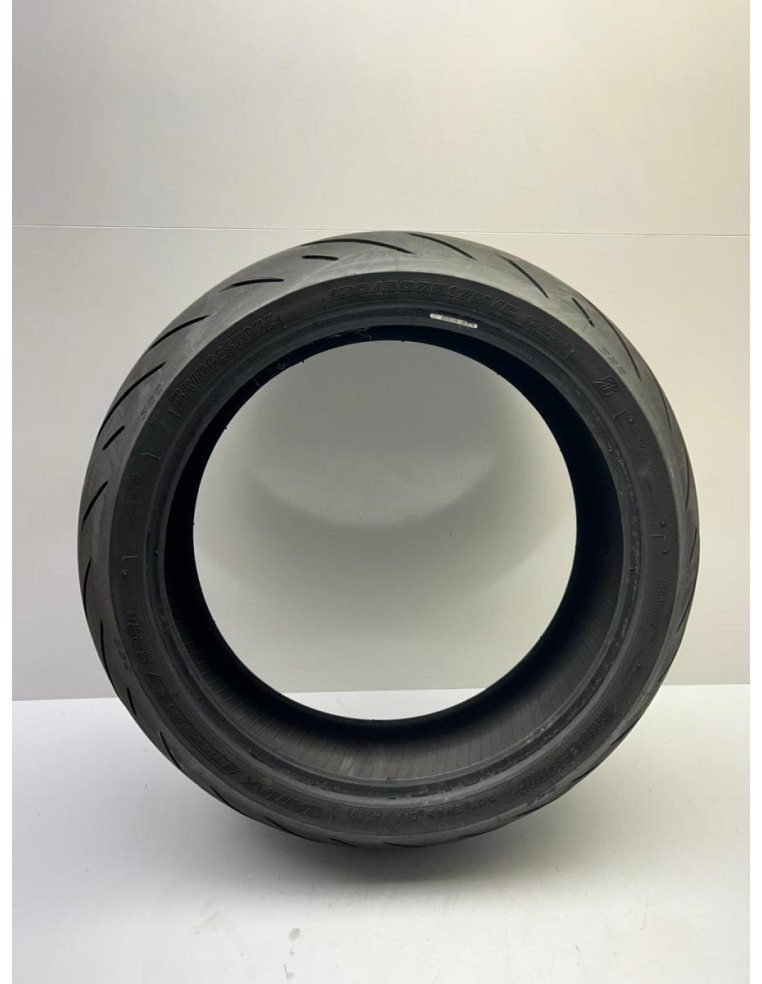 Pneu Bridgestone S22 190 50 17 Occasion