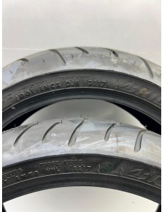 Train de pneu Bridgestone T30 120 70 17 + 190 55 17 occasion 2