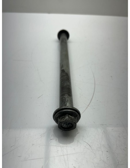 Axe de roue arrière Kawasaki ER6N 2006 - 2008