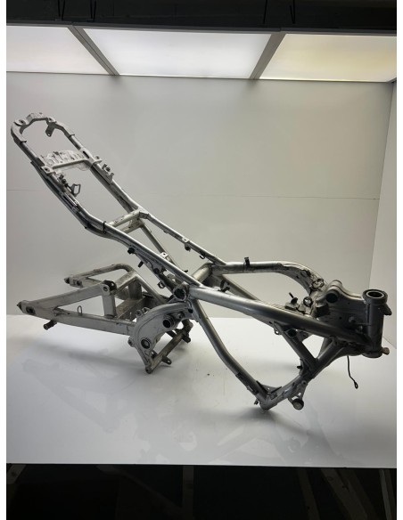 Cadre avec carte grise Kawasaki ER6N 2006 - 2008