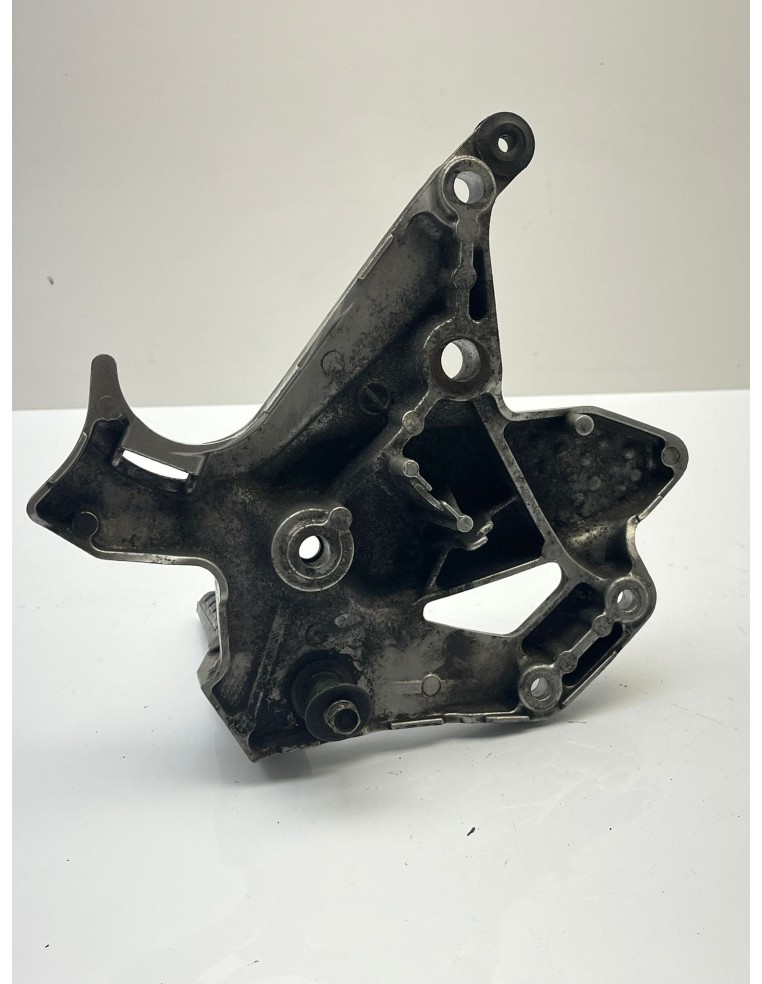 Platine avant droite avec pédale de frein KAWASAKI VERSYS 650 2006 - 2013