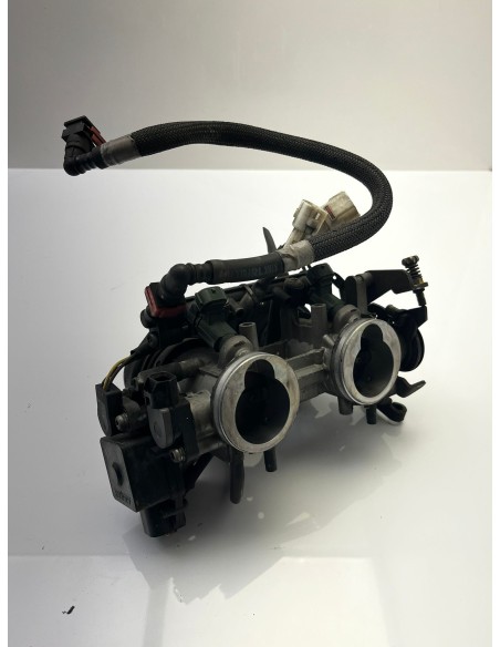 Rampe d'injection KAWASAKI VERSYS 650 2006 - 2013