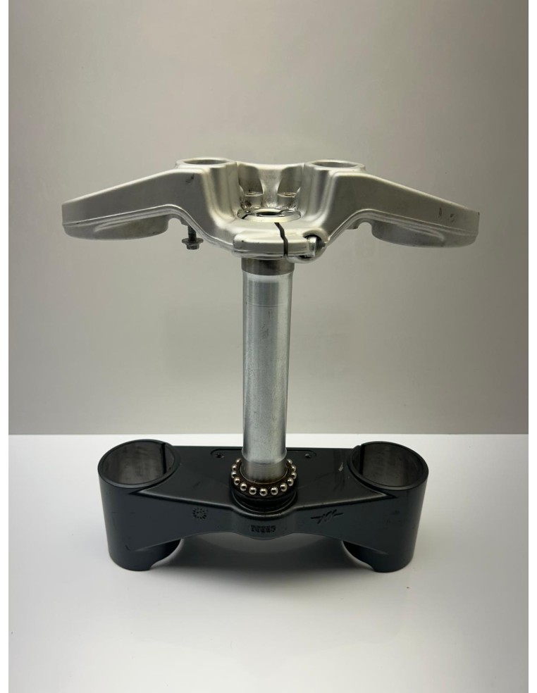 Té de fourche supérieur et inférieur MV AGUSTA BRUTALE 1090 RR 2011 - 2012