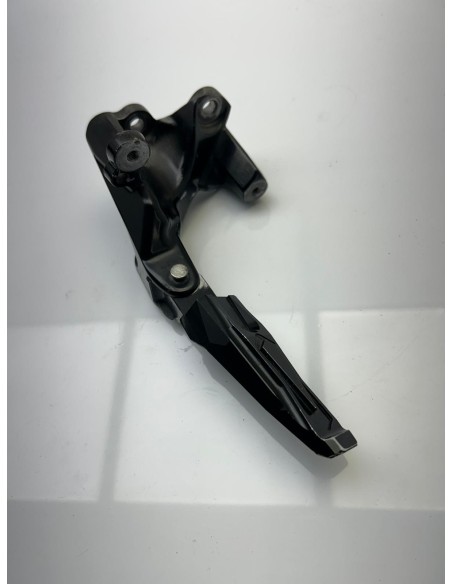 Repose pied arrière gauche YAMAHA Tmax 500 2008 - 2011