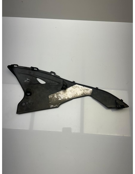 Demi sabot gauche partie inférieure SUZUKI GSX-R 2005 - 2006